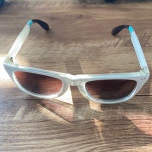 Toms Sunglasses (White/Tortoise/Blue)